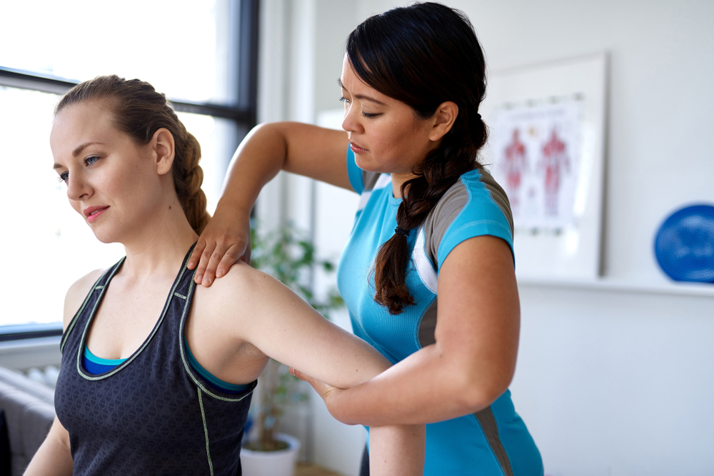 What is frozen shoulder pain like